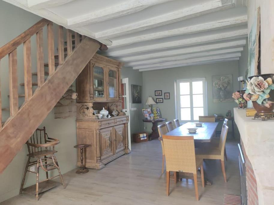 Le Gite De Sissi Lavardin  Exterior foto